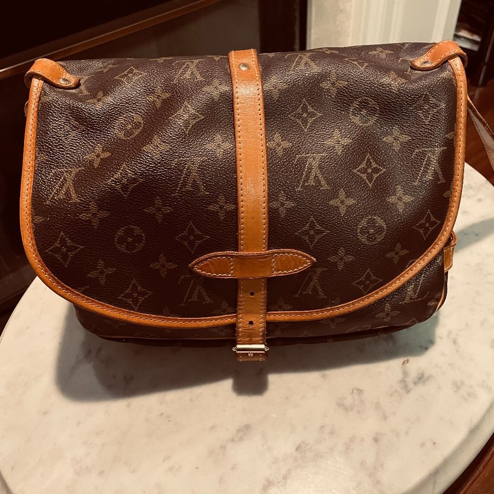 louie Vuitton Saumur 30 bag
